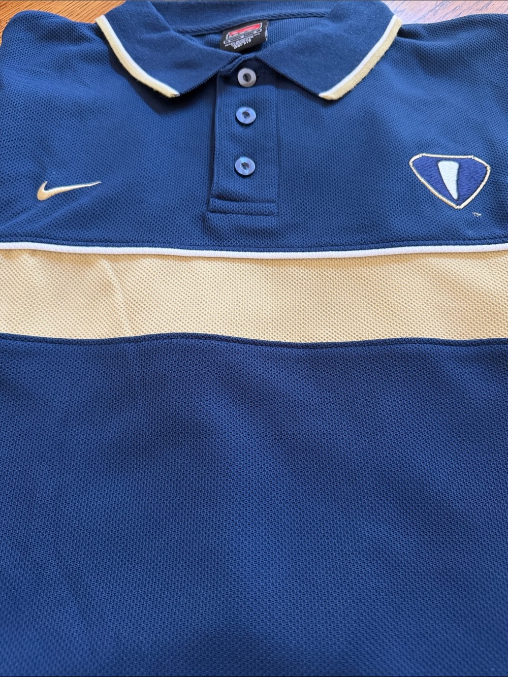 NikeDri-Fit NWOT PoloMenunisexNavyBlueGold& White.PerformanceMeshTextureVTGSzL